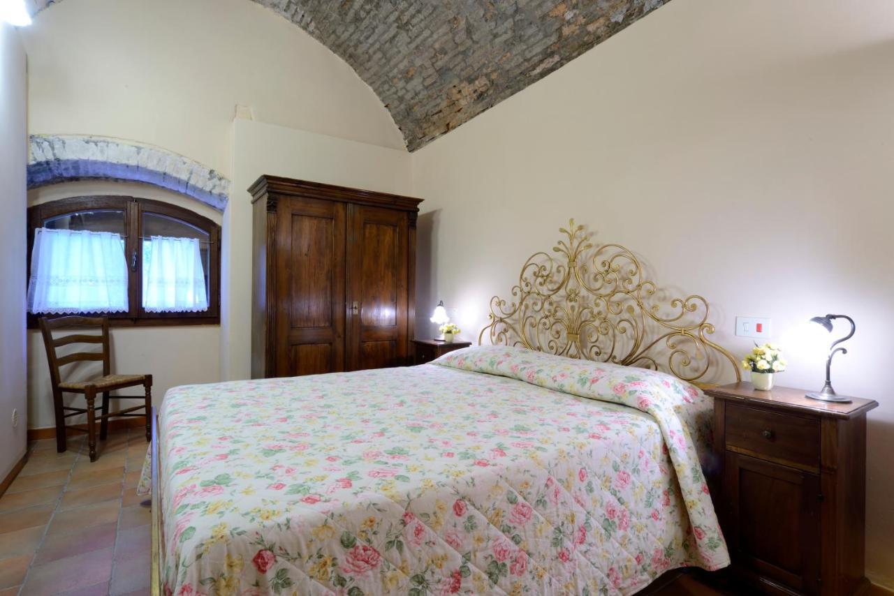 Agriturismo Le Querce Di Assisi Villa Eksteriør bilde